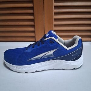 Altra Rivera Women's Road Running Shoe * Size: 7.5